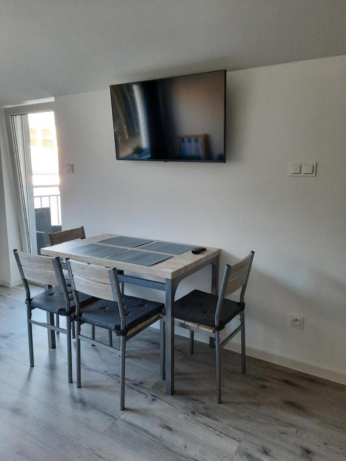 Nadmorski Bursztyn - Debina Apartment *